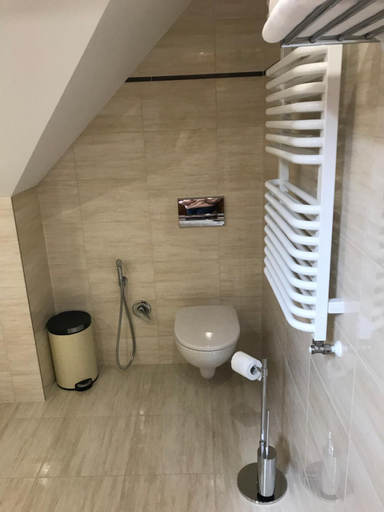Bathroom 5, Podgorzanka, Jawor