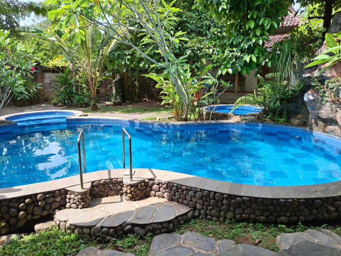 Others 2, Villa Dimar, Trenggalek
