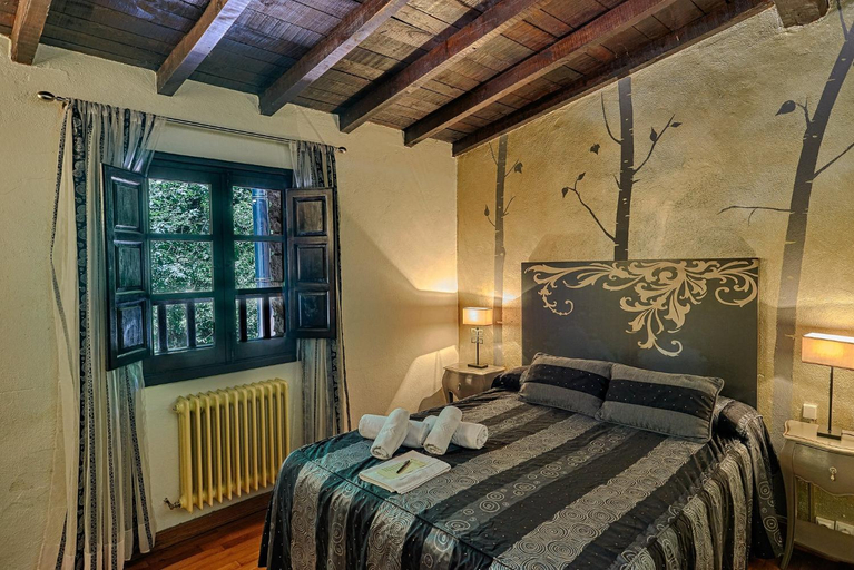 Bedroom 2, Complejo Rural La Tahona De Besnes, Asturias