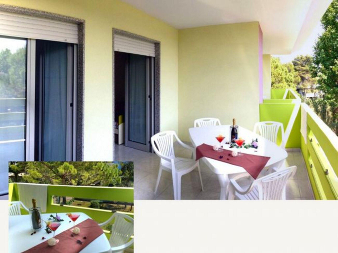 Exterior view 2, Lovely apartment in Bibione-Beahost, Venezia