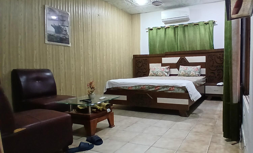 Bedroom, Embassy inn Guest House Hyderabad, Hyderabad