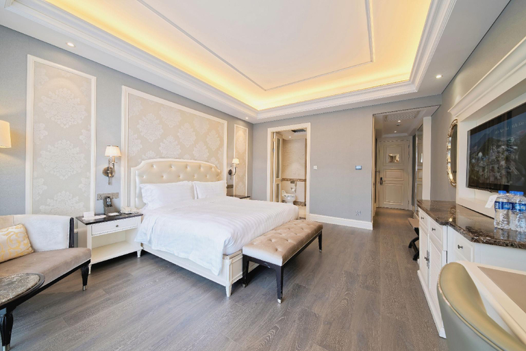 Bedroom 2, Yin Run Jin Jiang Castle Hotel, Huzhou