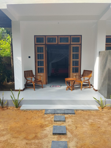 Others 5, Serenity Lodge, Weligama