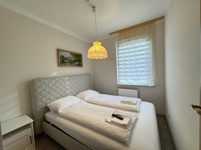 Bedroom 2, Asiatisches Landhaus, Saalekreis