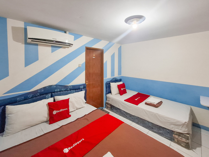 Bedroom 4, RedDoorz Plus @ Sisingamangaraja Prawirotaman Yogyakarta, Yogyakarta