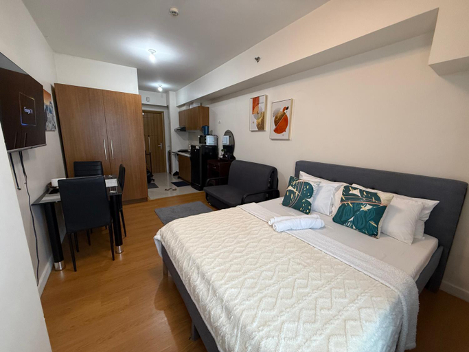 Bedroom 2, Condo in Ermita near St Lukes, UP-PGH & US Embassy, Manila City