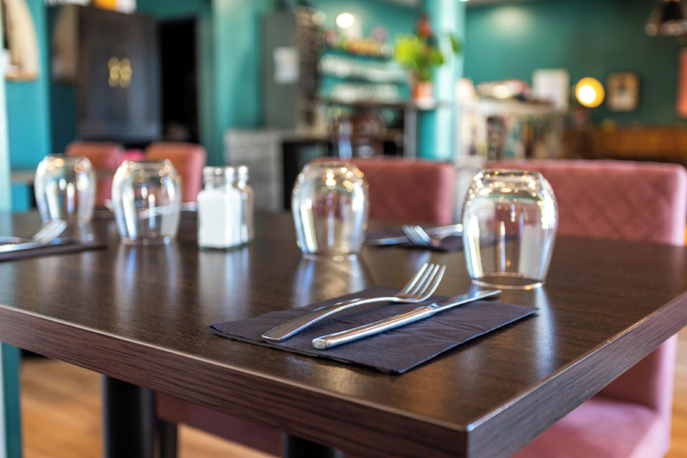 Food & Drinks 4, Logis Hotels Restaurant La Pause Rn7 Montelimar Nord, Drôme