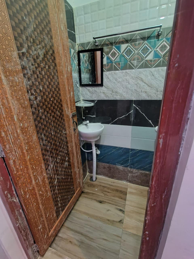 4, MAA VAISHNO INN, Kamrup