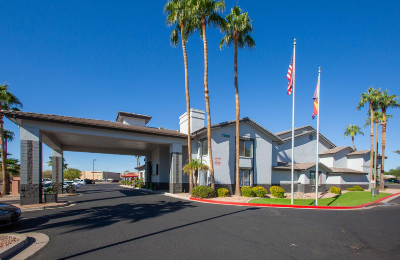 Exterior & Views 2, Hotel Serene Glendale Peoria Surestay Collection, Maricopa
