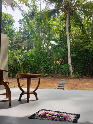 Others 4, Serenity Lodge, Weligama