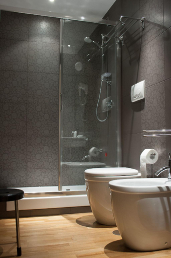 Bathroom 4, Masseria Olivola, Benevento