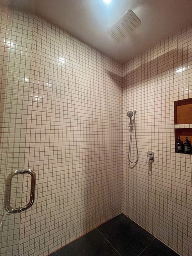 Bathroom 3, KTM Resort, Batam