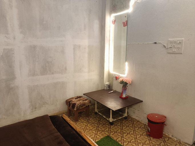 Others 4, Hotel Kalzug, Katihar