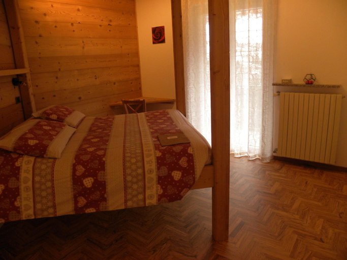 Bedroom 4, Romantiche Orobie B&B, Bergamo