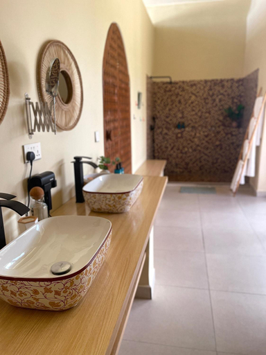 Bathroom 4, Zanzi Soul Luxury Boutique Hotel, Kusini