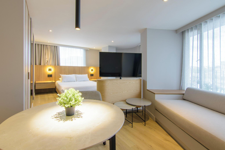 Others 5, Nodo Hotel, Manizales