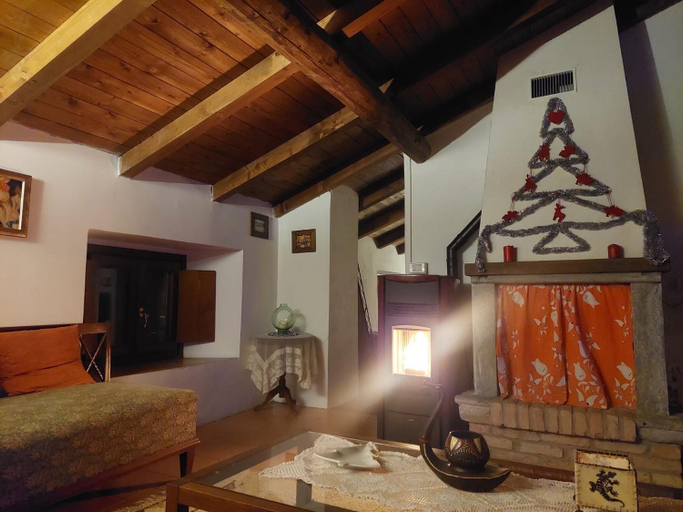 Others 3, Dulcius ex Asperis Bed & breakfast, Pavia