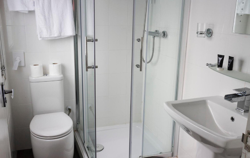 Bathroom 4, Primelodge Doncaster, Doncaster