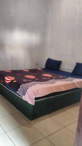 Bedroom 2, Nadil Homestay, Lombok
