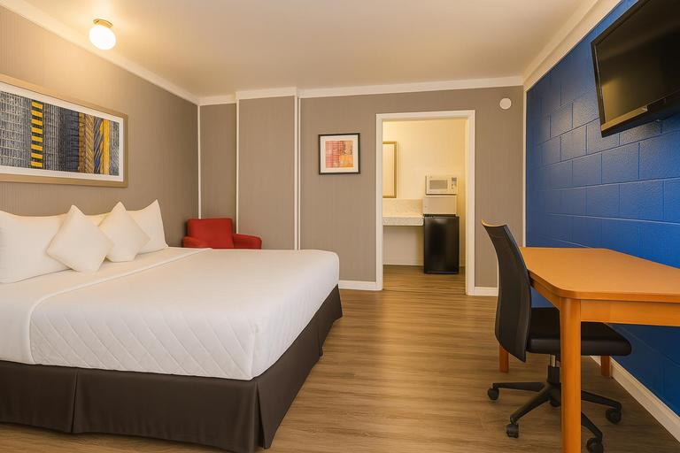Bedroom 2, Sawmill Lodges Motel, Kingfisher
