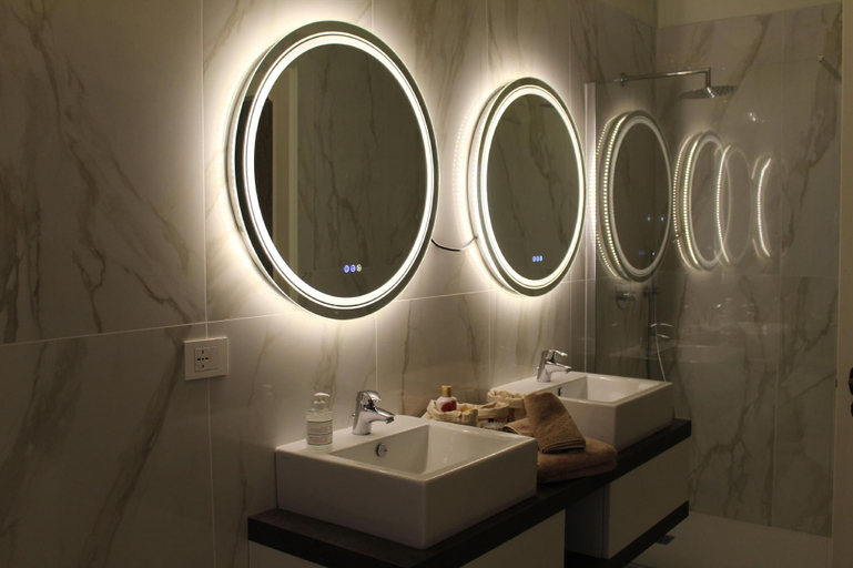 Bathroom 2, VILLA JASMINE, Vicenza