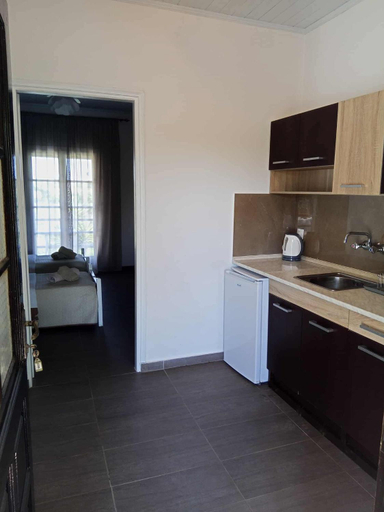 3, Issos Apartments, Ionian Islands