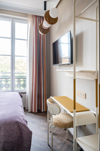 Bedroom 1, Adonis Marseille Vieux Port Hotel, Bouches-du-Rhône