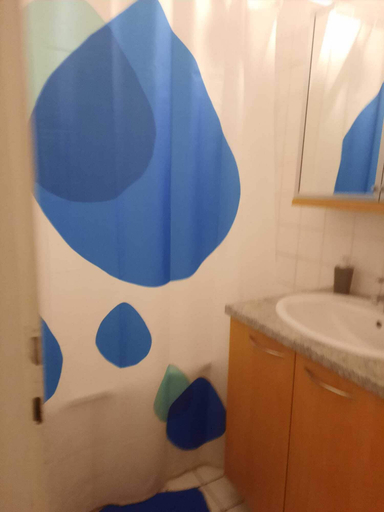 Bathroom 2, Budget 2BR Apartment For Extended Stay, Wien