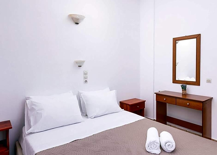 Bedroom 3, Matala Bay in Style Apartments, Faistos
