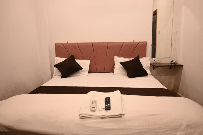 Room 2, Hotel Maheswari Villa, Varanasi