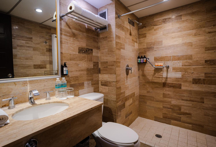 Bathroom 4, Gamma Campeche Malecon, Campeche