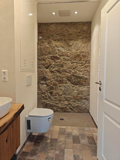 Bathroom 5, Appartement mit großer Sonnenterrasse, Bautzen