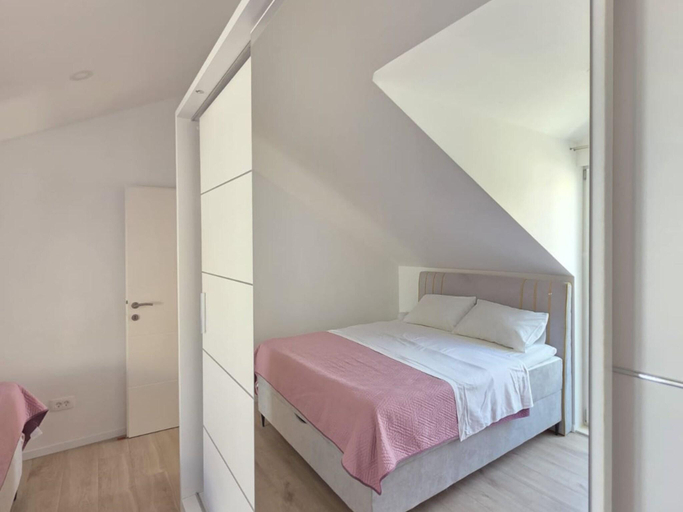 Bedroom 2, Penthouse Apartment Dijana, Dubrovnik