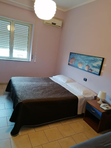 Bedroom 3, Hotel Parnaso, Cosenza