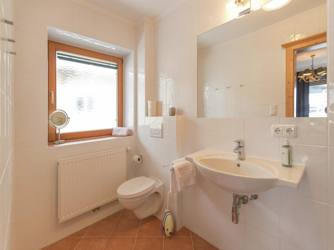 Bathroom 3, Chalet in Ellmau near Ski Lift, Kufstein