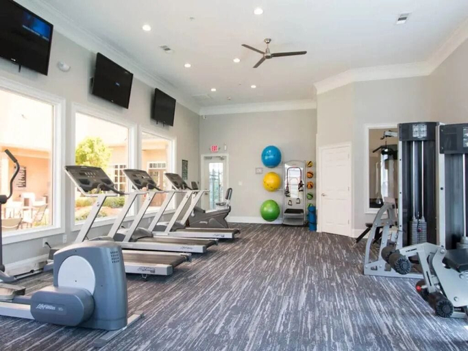 Interior 5, Landing Apartments - Atlanta, Henry