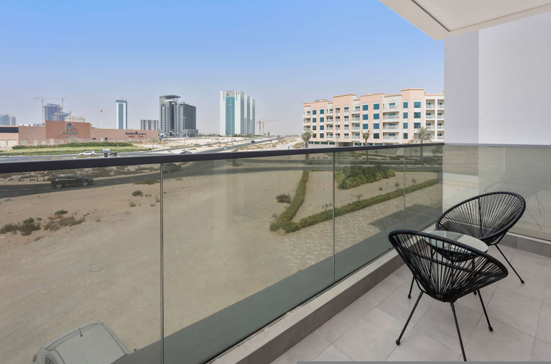 Others 5, Spacious Studio in Art Gardens Gym Pool, Dubai