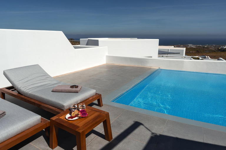 Sport & Beauty 2, Oikos Santorini Living Concept, South Aegean