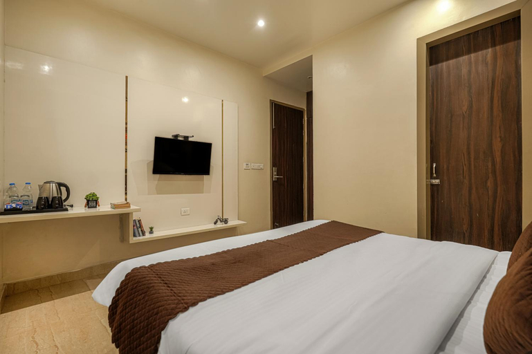Bedroom 3, Global Inn, Amritsar