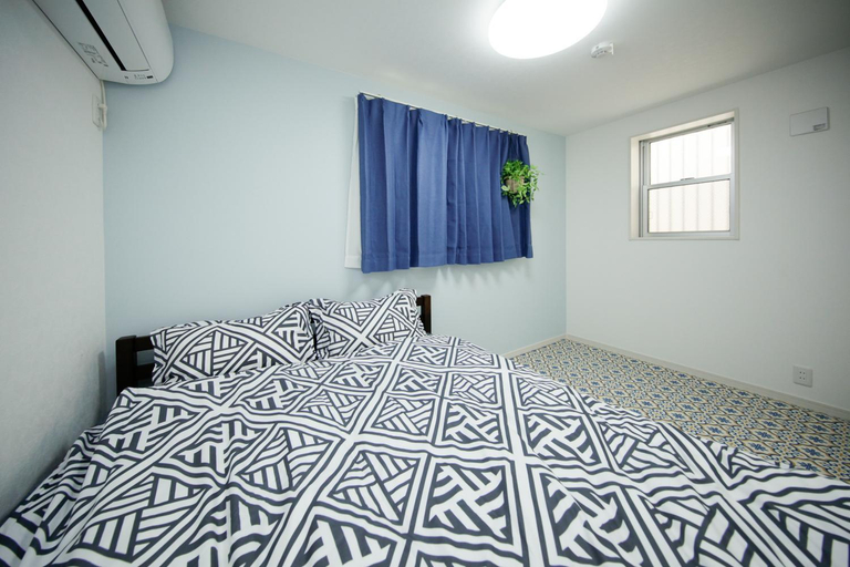 Bedroom 2, Higashi-Rokugo WHITE by Tranova, Ōta