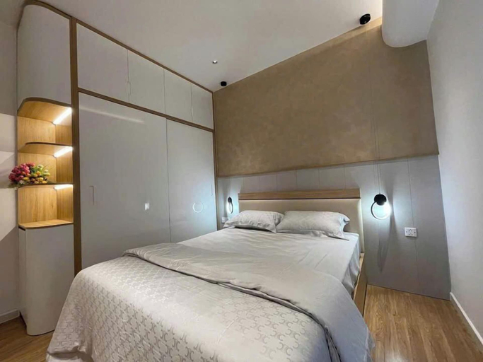 Room 2, Nova Central Garden Luxury Vacation, District 1