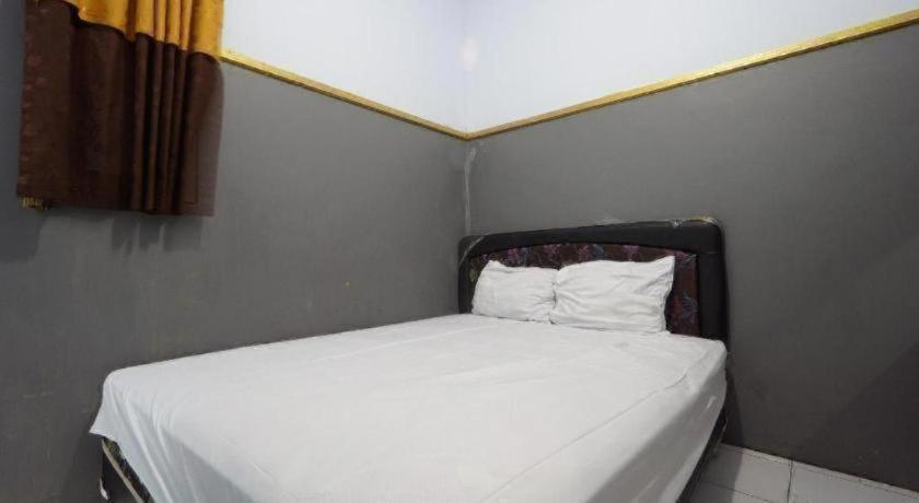 Bedroom, SPOT ON 93620 Anisa Homestay Syariah, Tulungagung