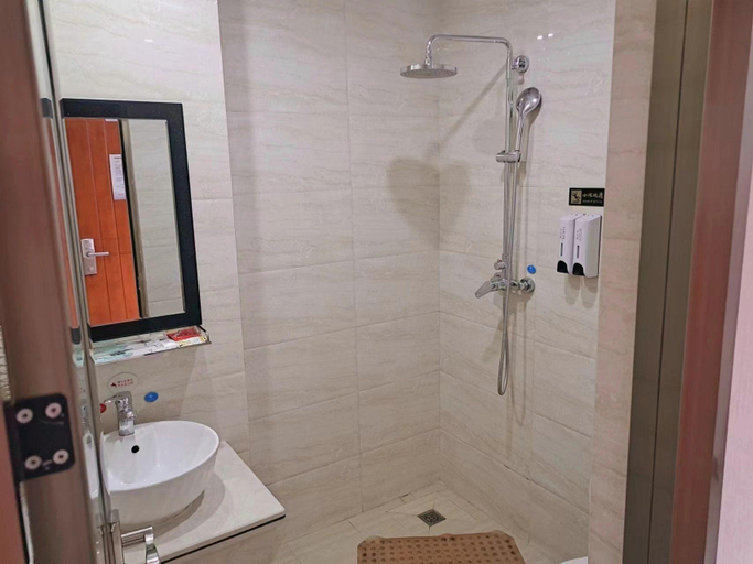 Bathroom 3, Thank Inn Hotel Guangdong Heyuan Longchuan Dongfeng Road, Heyuan