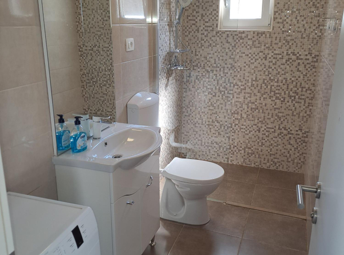 Bathroom 4, Nane Garden House With Heated Pool, Supetar