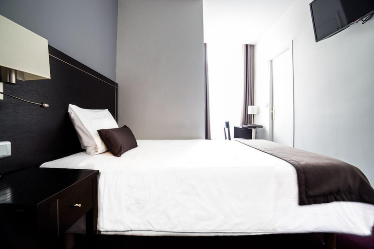 Bedroom 3, Hotel Le Mondon, Moselle
