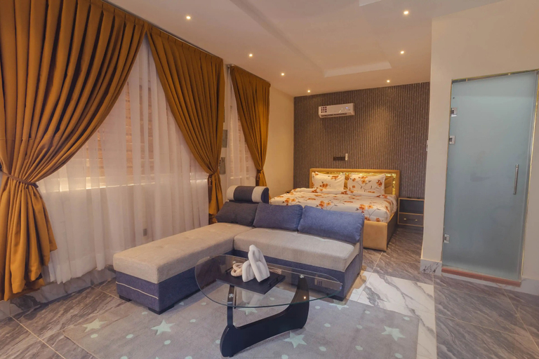 Room 3, Quads Villa, Accra