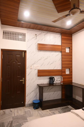 Room 3, Hotel Maheswari Villa, Varanasi