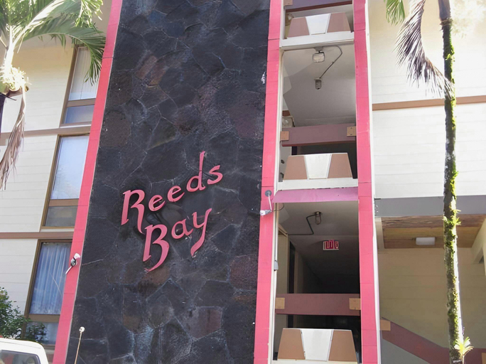 Exterior & Views 2, Hilo Reeds Bay Hotel, Hawaii