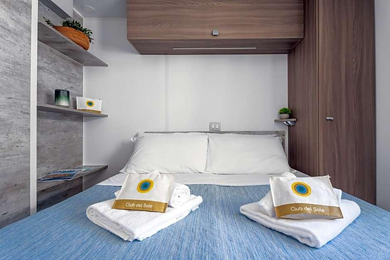 Bedroom 3, Club del Sole Marina Romea Easy Camping Village, Ravenna