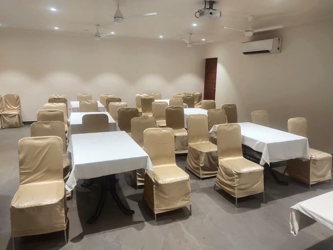 Food & Drinks 4, Hotel Dwarka Nagpur, Nagpur